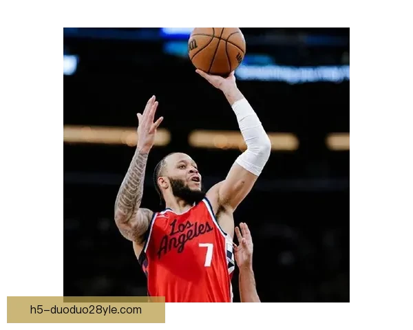 官宣前汇龙外援科菲加盟伊尔比德